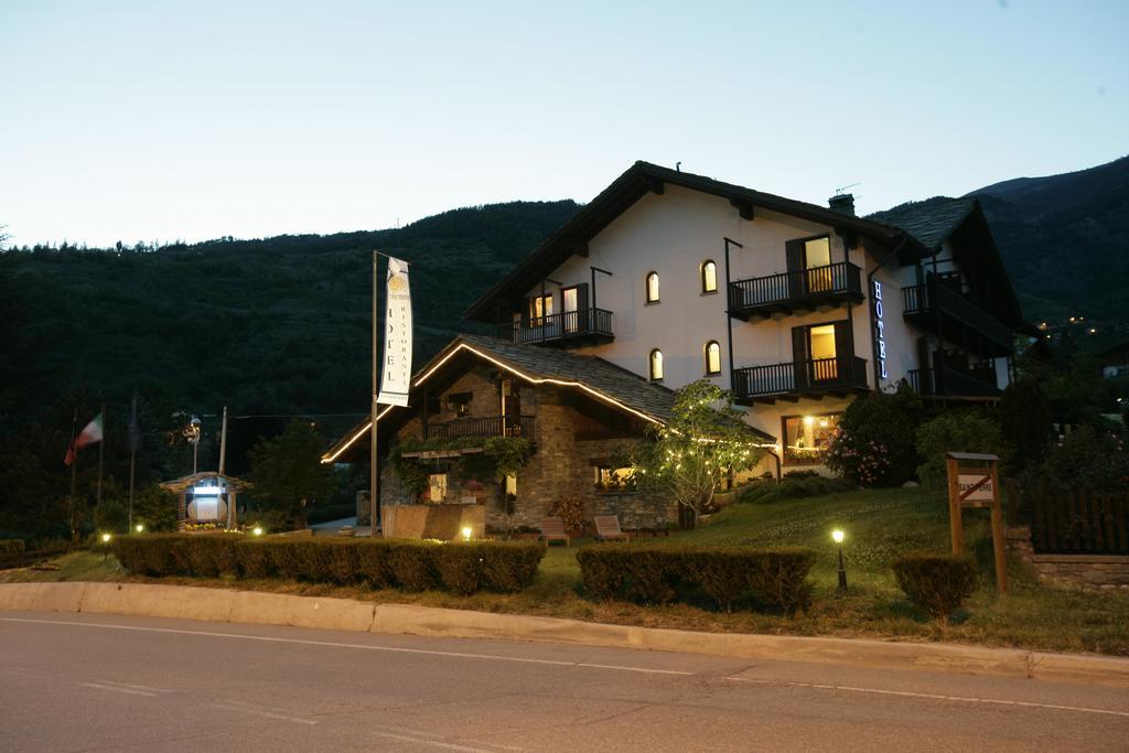 Hotel Chalet La Meridiana Saint-Pierre Exterior foto